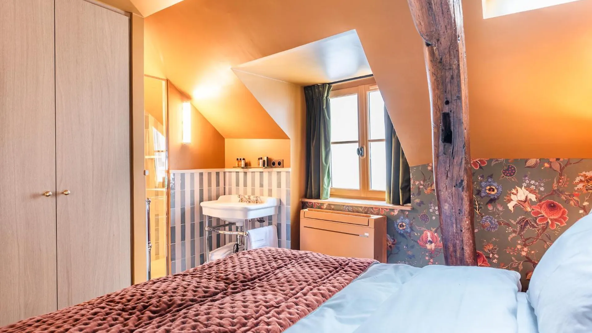 Maison La Boheme Montmartre - & Paris
