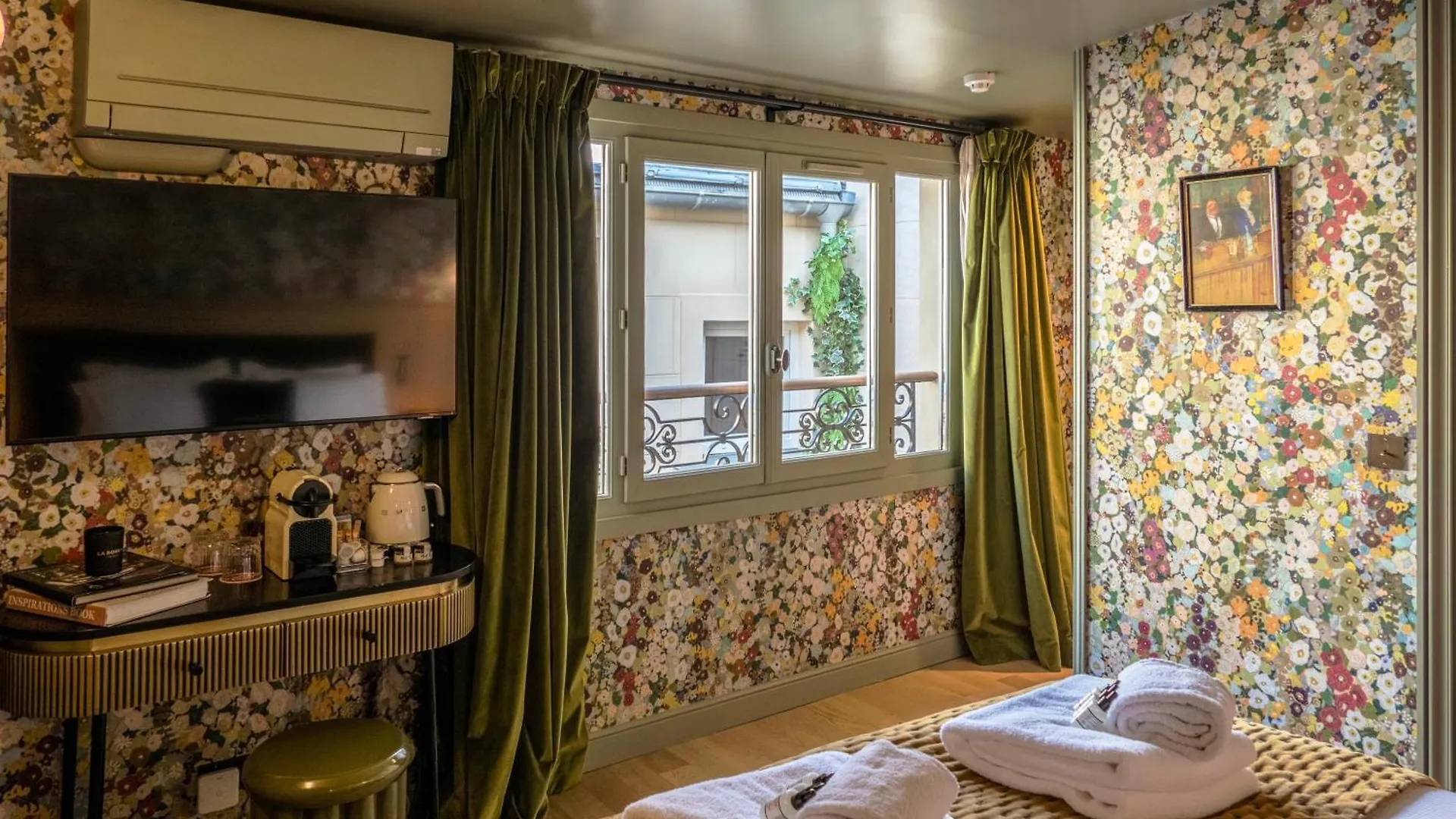 Aparthotel Maison La Boheme Montmartre - & Parigi